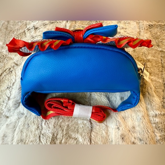 NWT *Discontinued* Disney Loungefly Minnie Main Attraction Series Dumbo Belt Bag - Picture 5 of 9